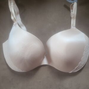Aerie Cream Lace Accent Bra